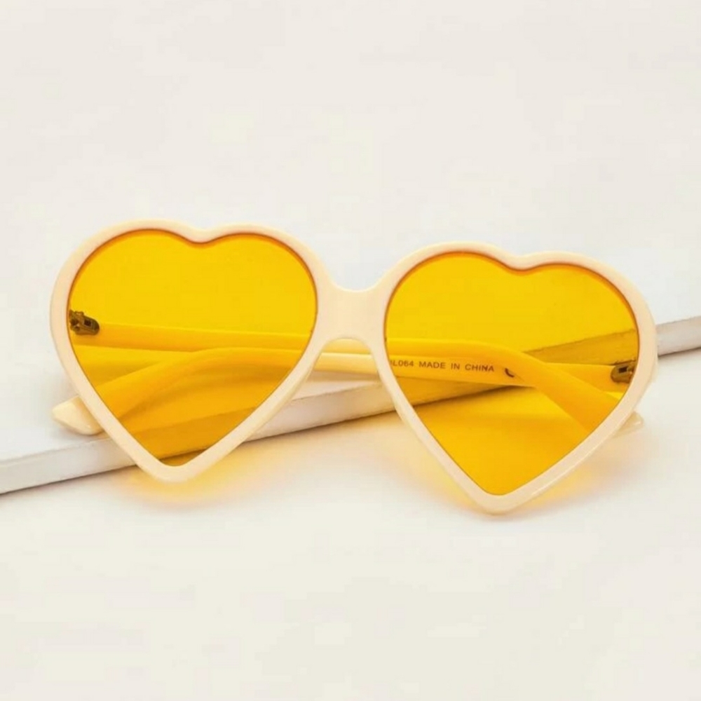 SOLD Ladies Sunglasses